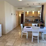 Sea View & Infinity Pool In Kaliakria Appartement *