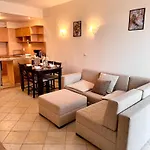 Sea View & Infinity Pool In Kaliakria Appartement