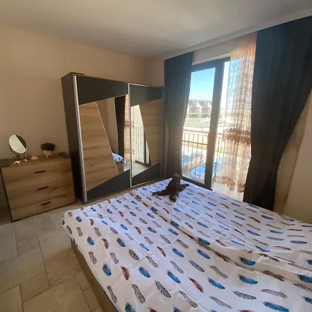 Sea View & Infinity Pool In Kaliakria Apartman