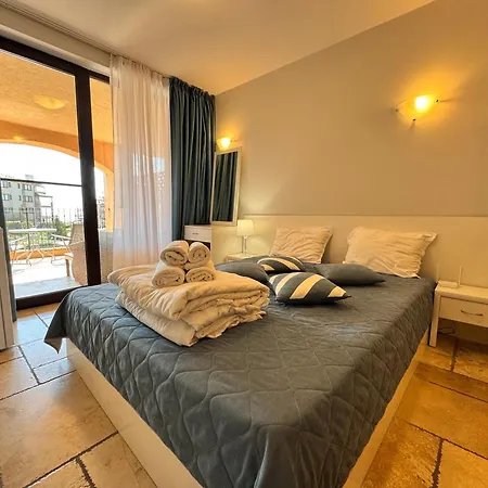 Sea View & Infinity Pool In Kaliakria Apartman
