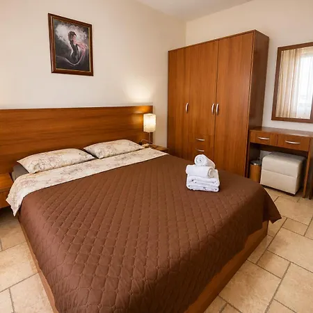 Sea View & Infinity Pool In Kaliakria Apartman