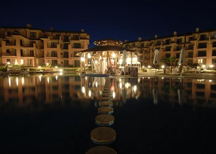 Sea View & Infinity Pool In Kaliakria Apartment *