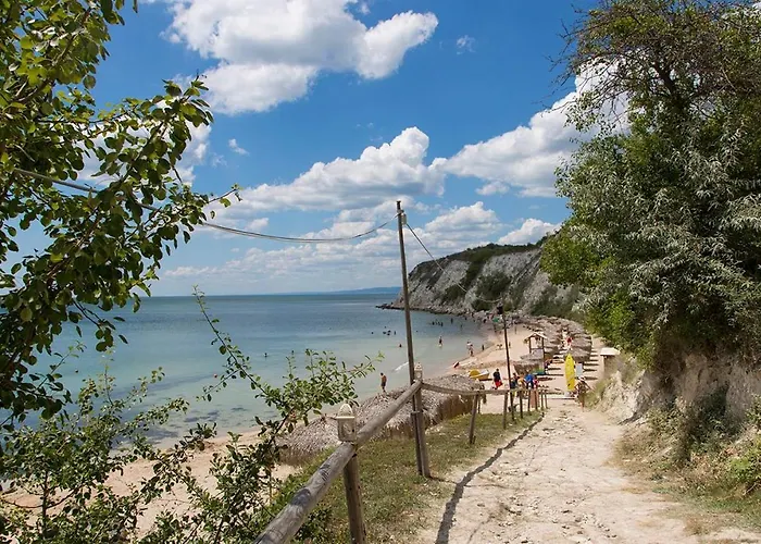 Sea View & Infinity Pool In Kaliakria *