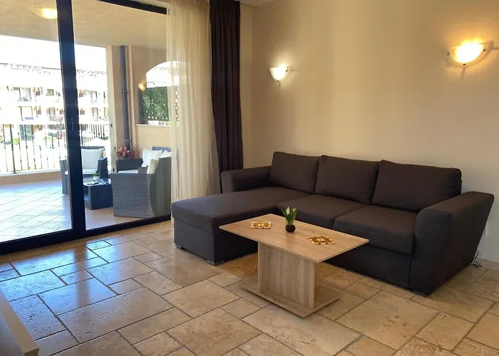 Sea View & Infinity Pool In Kaliakria Apartment