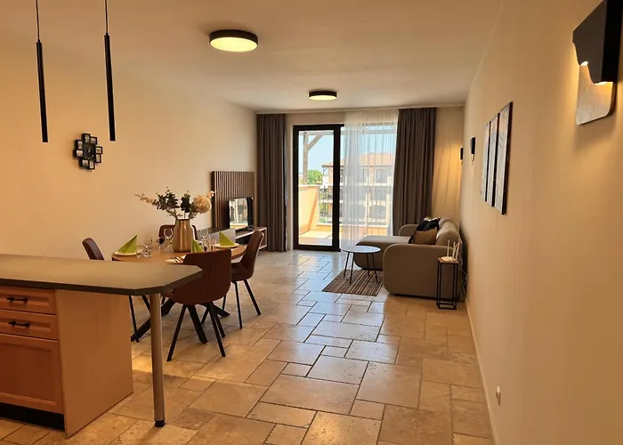 Apartment Sea View & Infinity Pool In Kaliakria Balchik