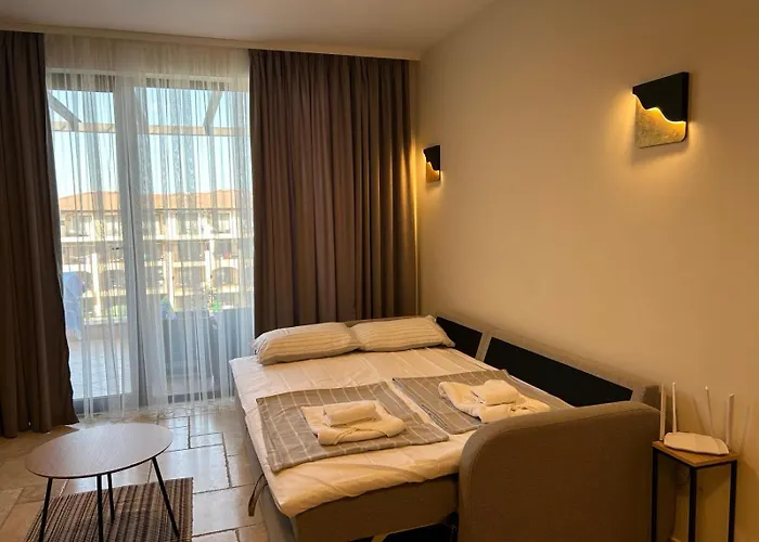 Sea View & Infinity Pool In Kaliakria Apartment *